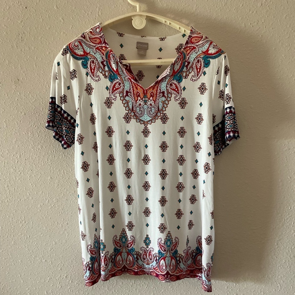 Chico's Paisley Tunic Notched Neck Short Sleeve Blouse White Sz 12 (Chico’s 2)